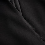Marina | Vestido negro refinado con cinturón y cuello mandarín